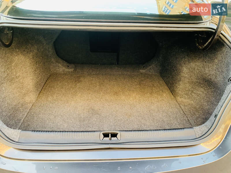 Седан Chrysler 200 2015 в Києві фото 70 Седан Chrysler 200 2015 в Києві