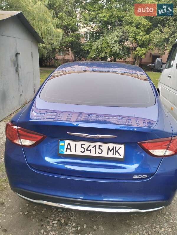 Седан Chrysler 200 2015 в Білій Церкві