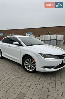 Седан Chrysler 200 2014 в Луцке