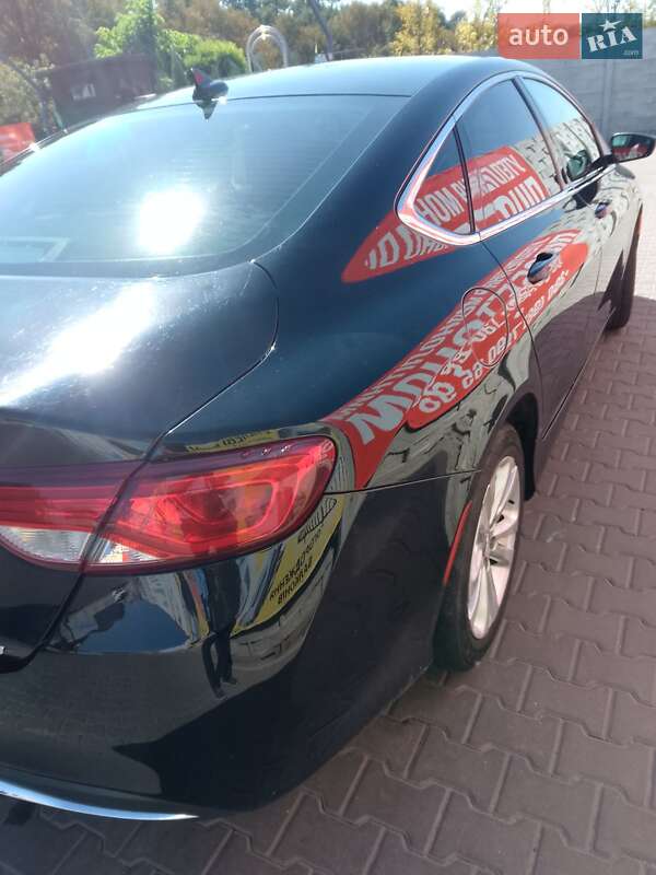 Седан Chrysler 200 2015 в Белой Церкви