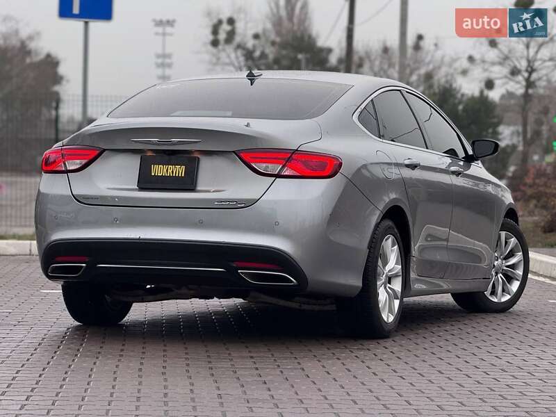 Седан Chrysler 200 2014 в Києві