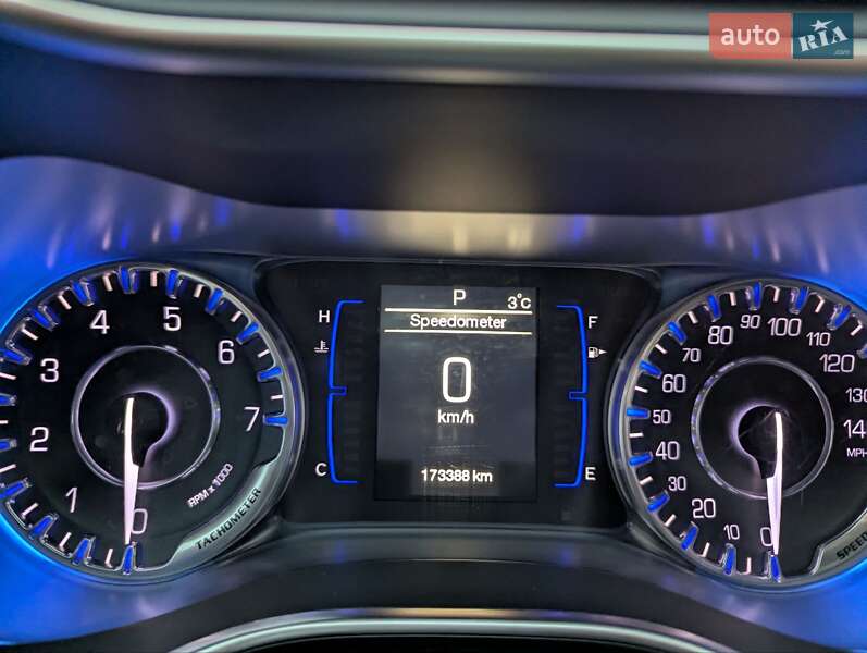 Седан Chrysler 200 2014 в Одессе