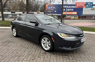 Седан Chrysler 200 2016 в Києві