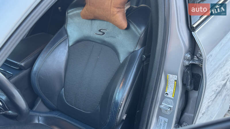 Седан Chrysler 200 2015 в Чернигове