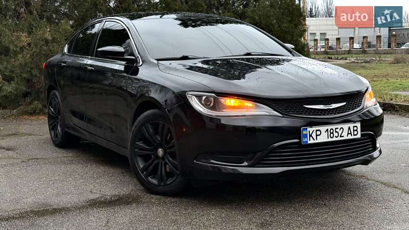 Седан Chrysler 200 2014 в Запоріжжі