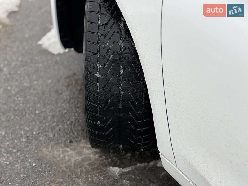 Седан Chrysler 200 2016 в Виннице фото 12 Седан Chrysler 200 2016 в Виннице