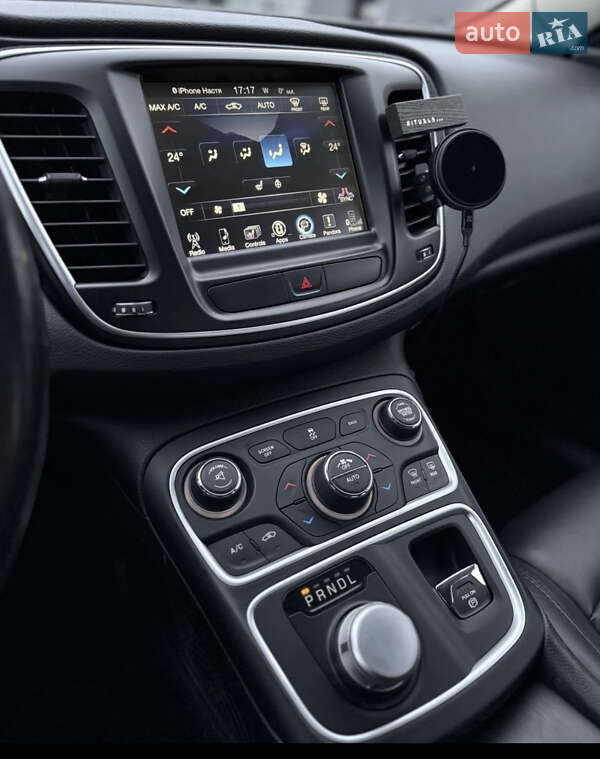 Седан Chrysler 200 2016 в Луцьку