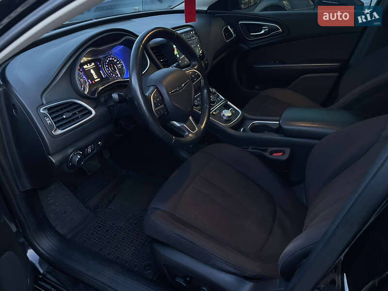 Седан Chrysler 200 2014 в Одессе