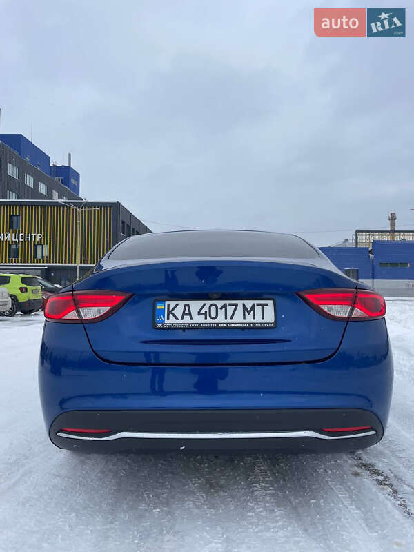 Седан Chrysler 200 2015 в Киеве фото 5 Седан Chrysler 200 2015 в Киеве