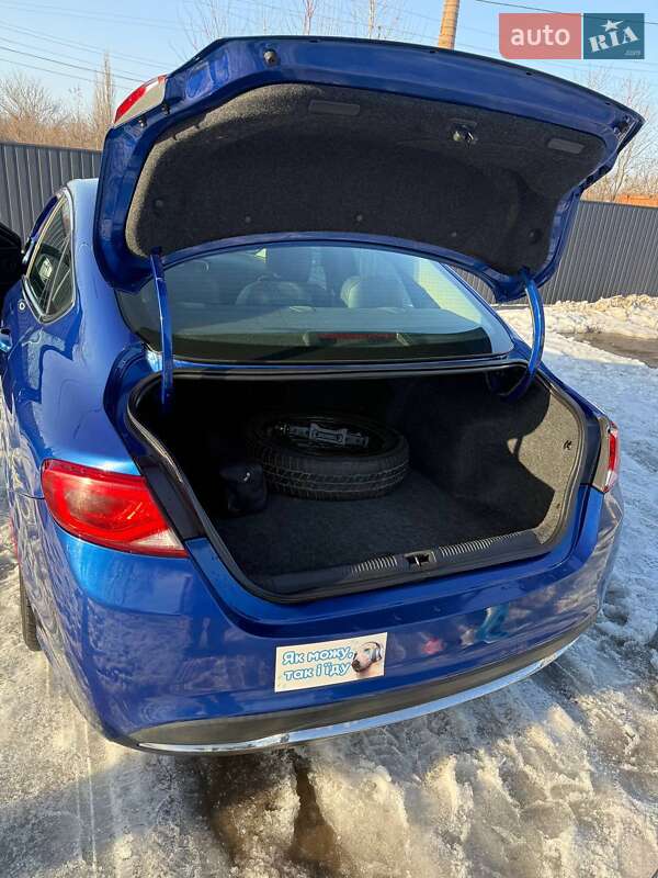 Седан Chrysler 200 2015 в Вінниці