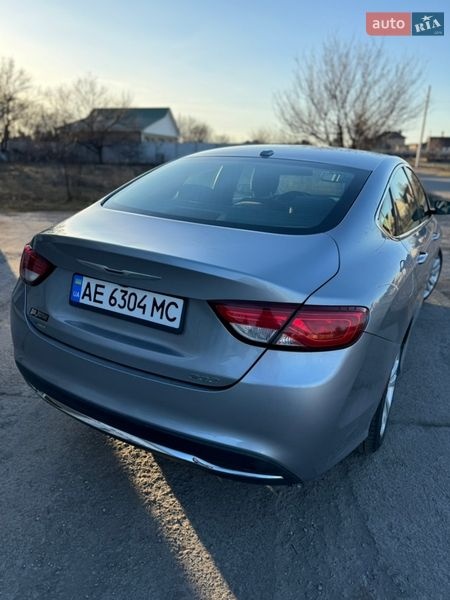 Седан Chrysler 200 2014 в Каменском