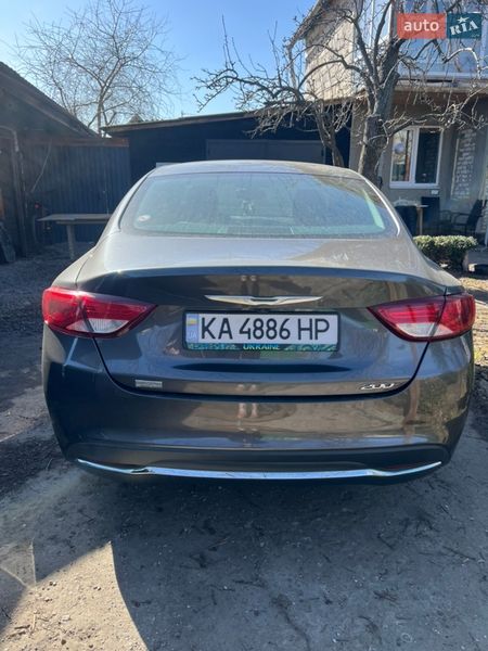 Chrysler 200 2015