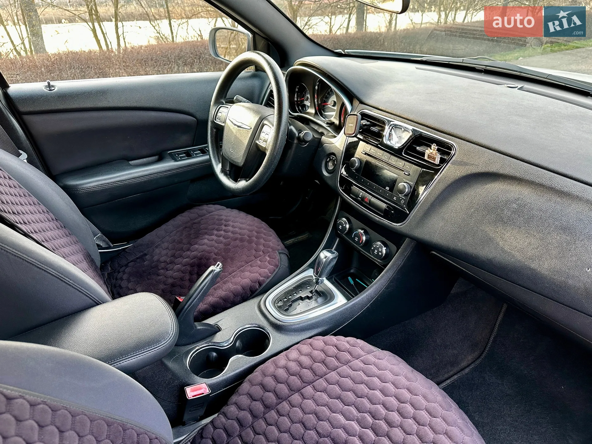 2014 Chrysler 200 - мініатюра 7