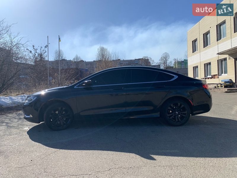Chrysler 200 2015