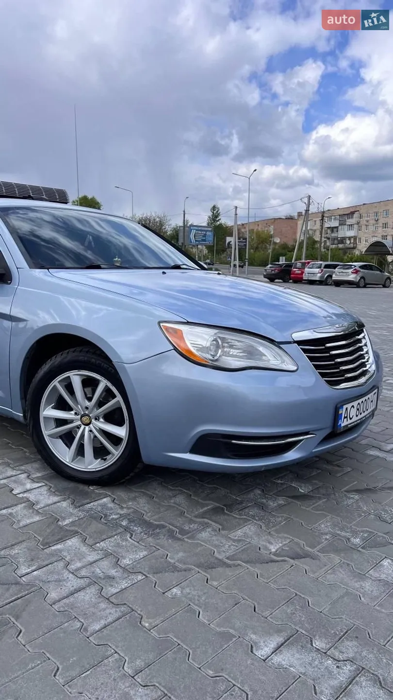 2014 Chrysler 200 - мініатюра 4