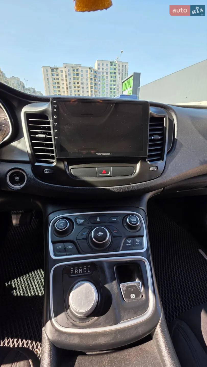 2014 Chrysler 200 - мініатюра 19