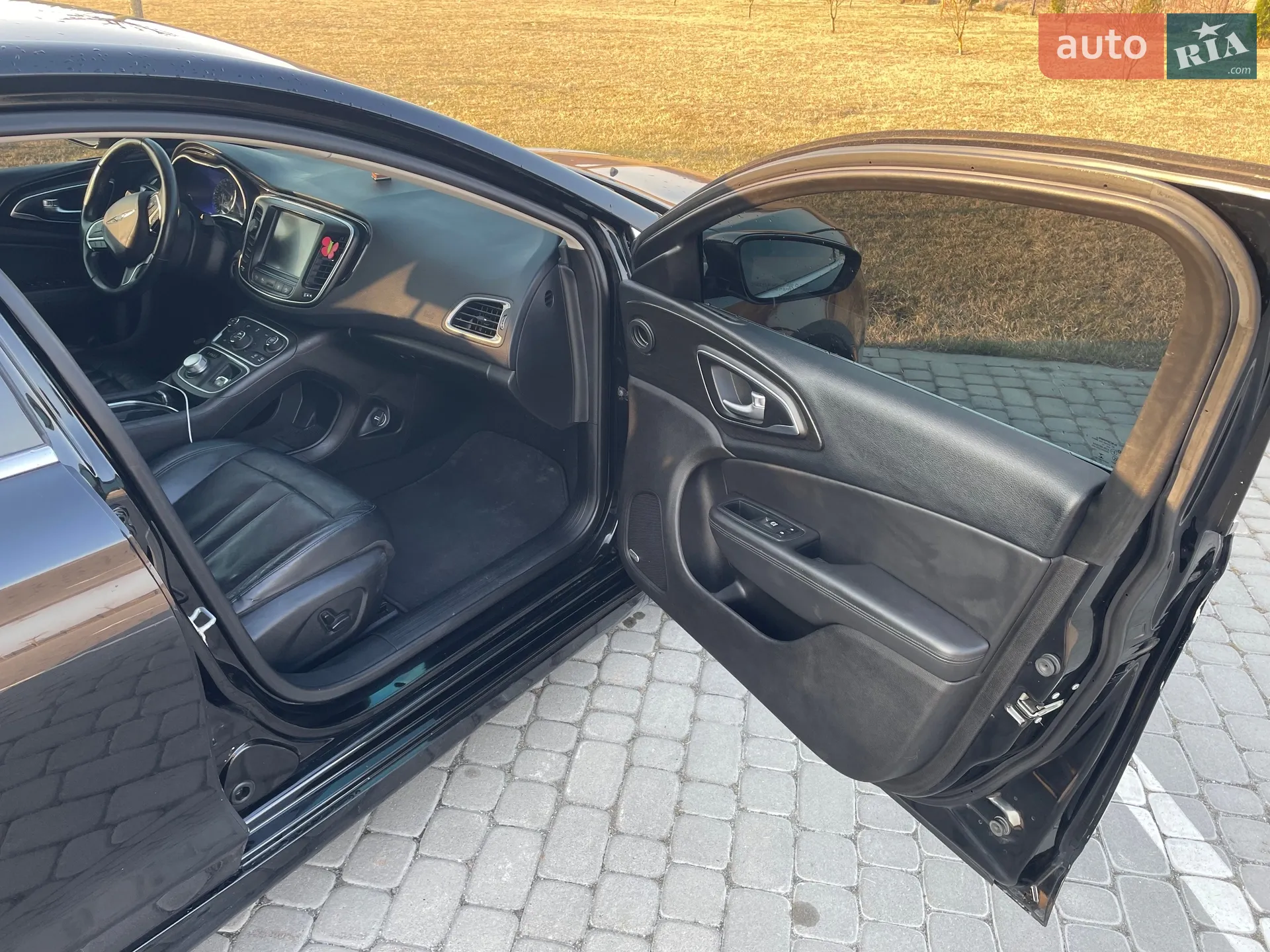 2014 Chrysler 200 - мініатюра 25
