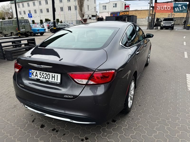 Седан Chrysler 200 2014 в Киеве фото 5 Седан Chrysler 200 2014 в Киеве