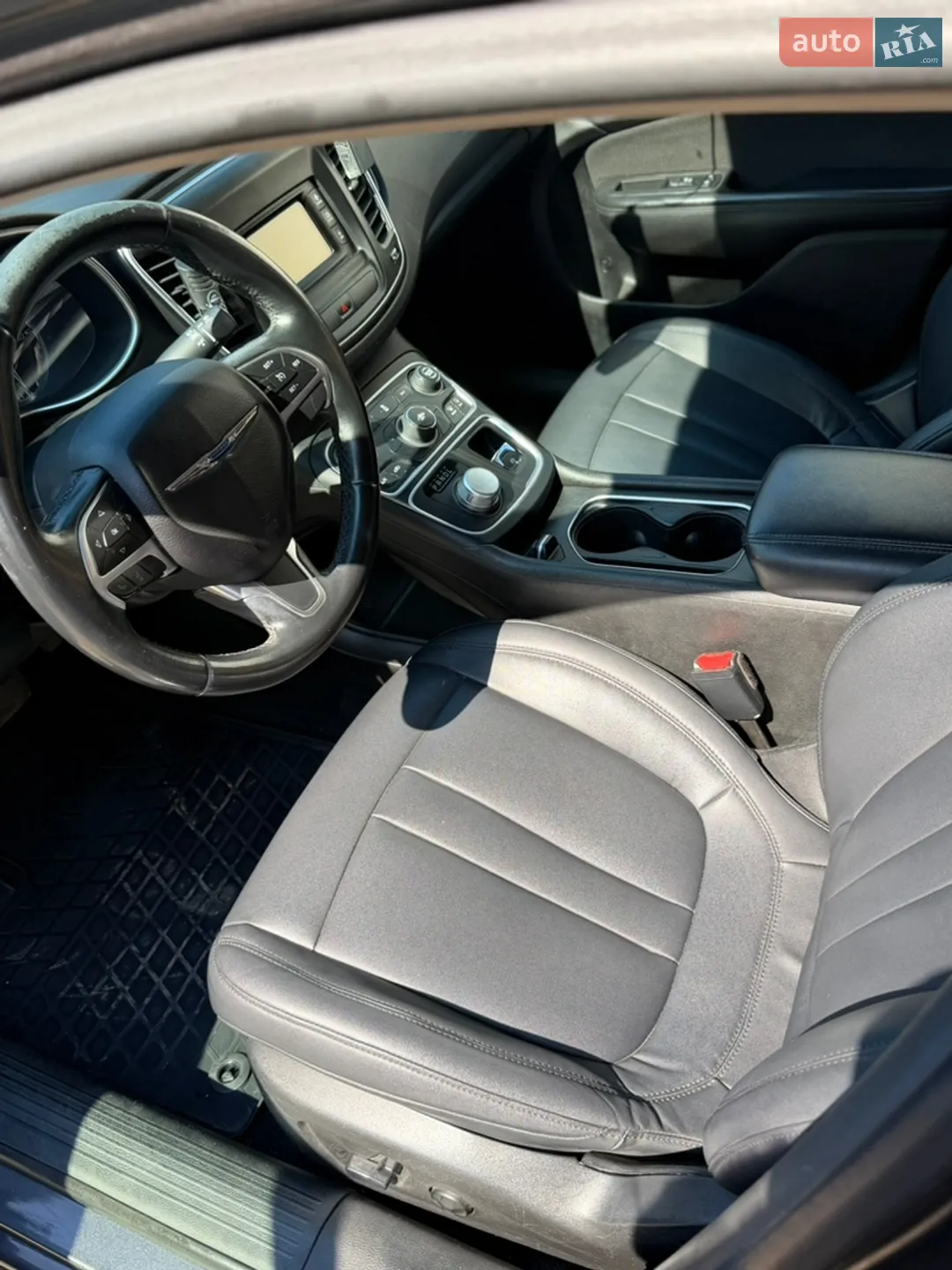 2014 Chrysler 200 - мініатюра 36