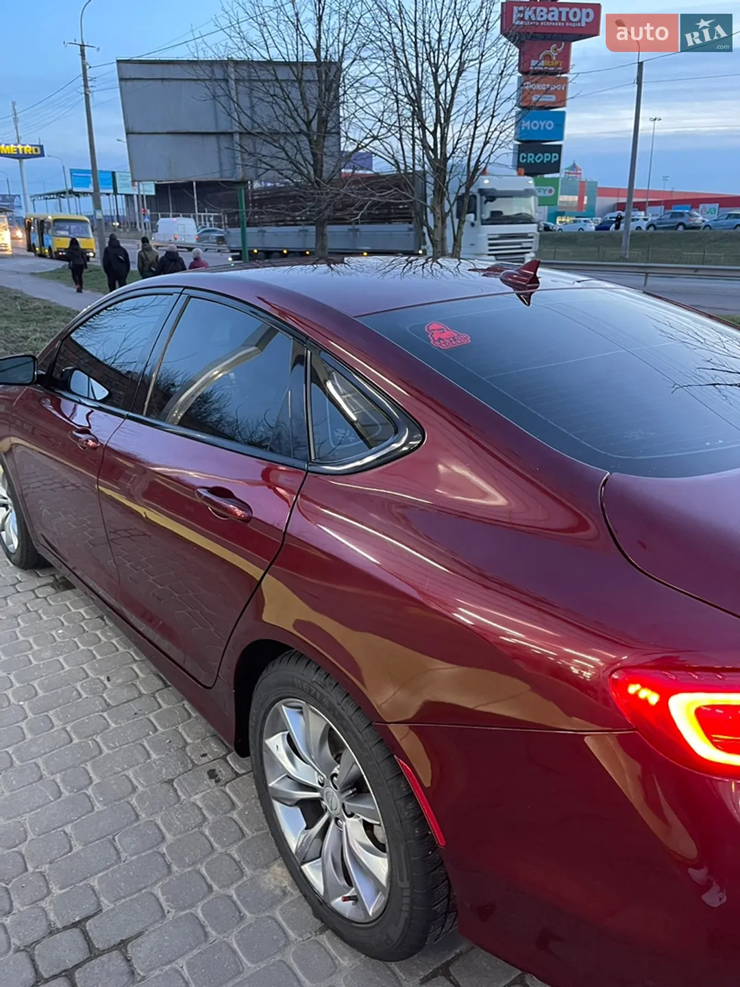 2015 Chrysler 200 - мініатюра 18