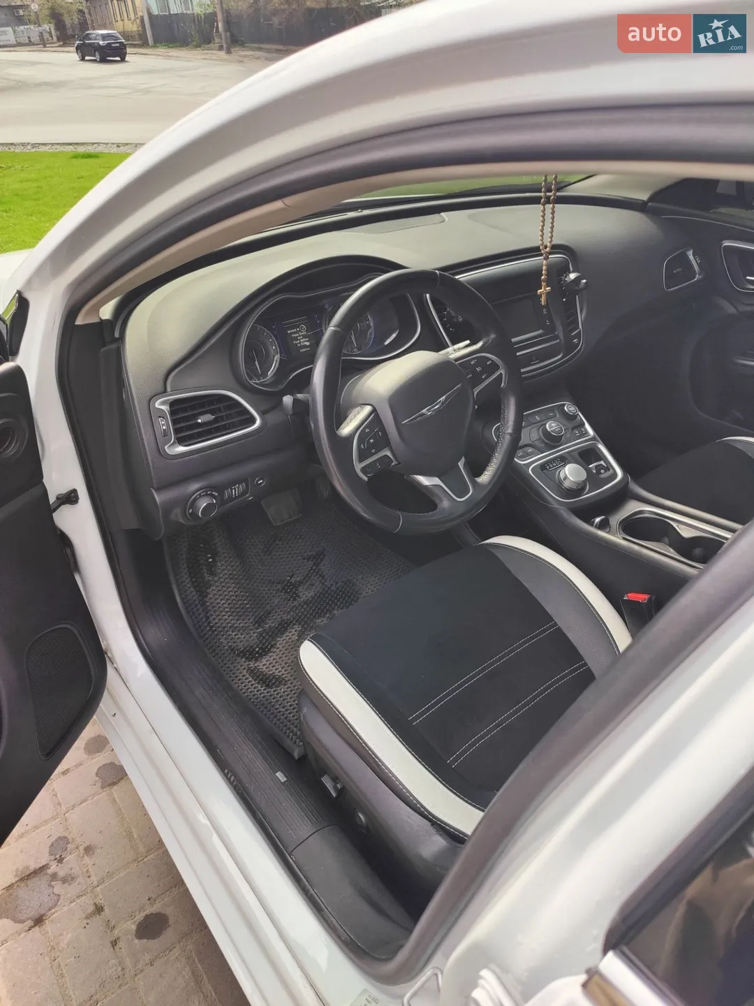 2015 Chrysler 200 - мініатюра 8