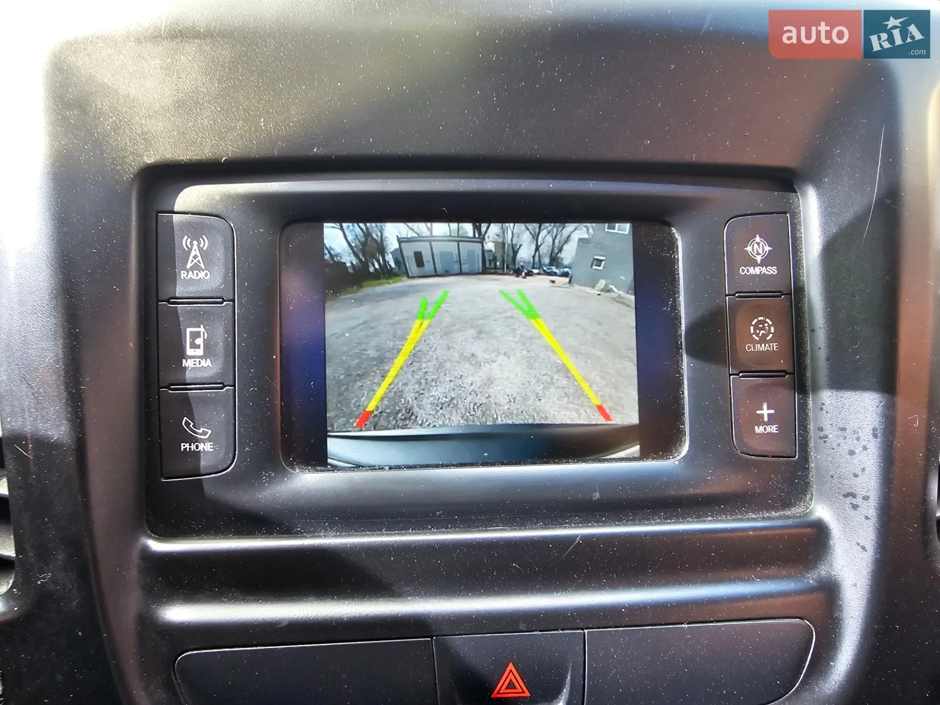 2015 Chrysler 200 - мініатюра 31