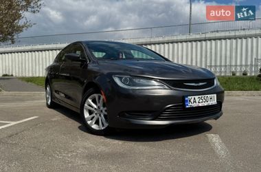 Седан Chrysler 200 2016 в Києві