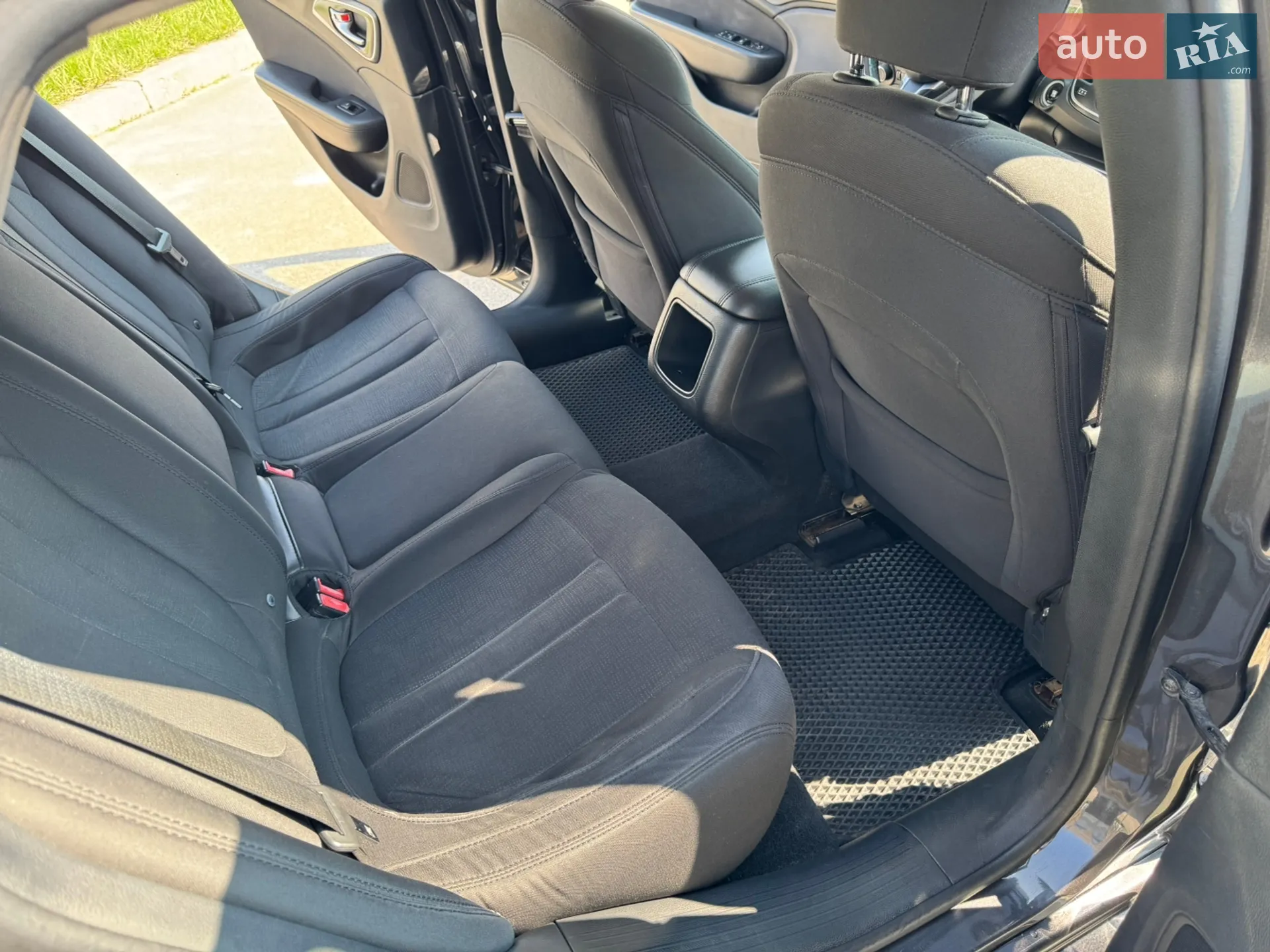 2016 Chrysler 200 - мініатюра 27