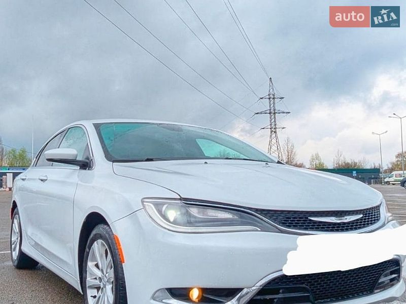 Chrysler 200 2015
