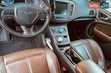 Седан Chrysler 200 2015 в Броварах