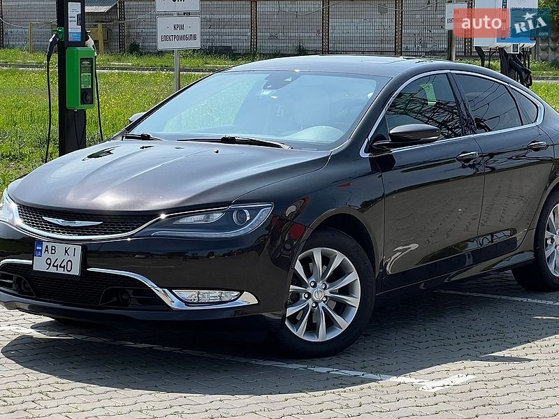 Седан Chrysler 200 2014 в Києві