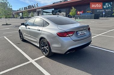 Седан Chrysler 200 2017 в Києві