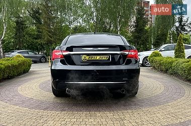 Седан Chrysler 200 2013 в Львове
