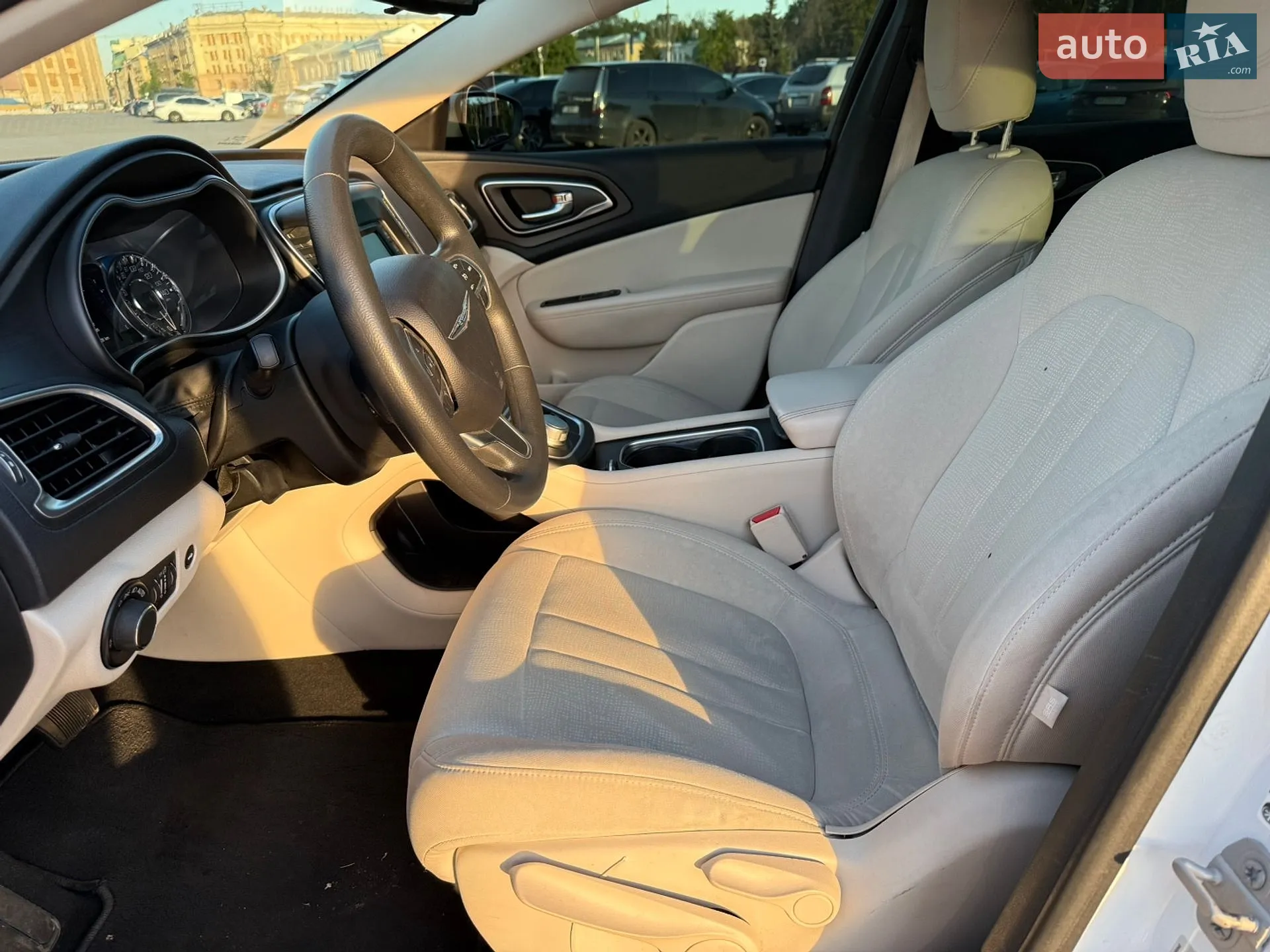 2014 Chrysler 200 - мініатюра 22