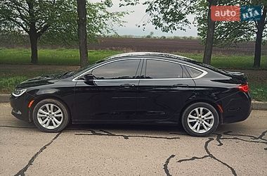 Седан Chrysler 200 2015 в Сумах