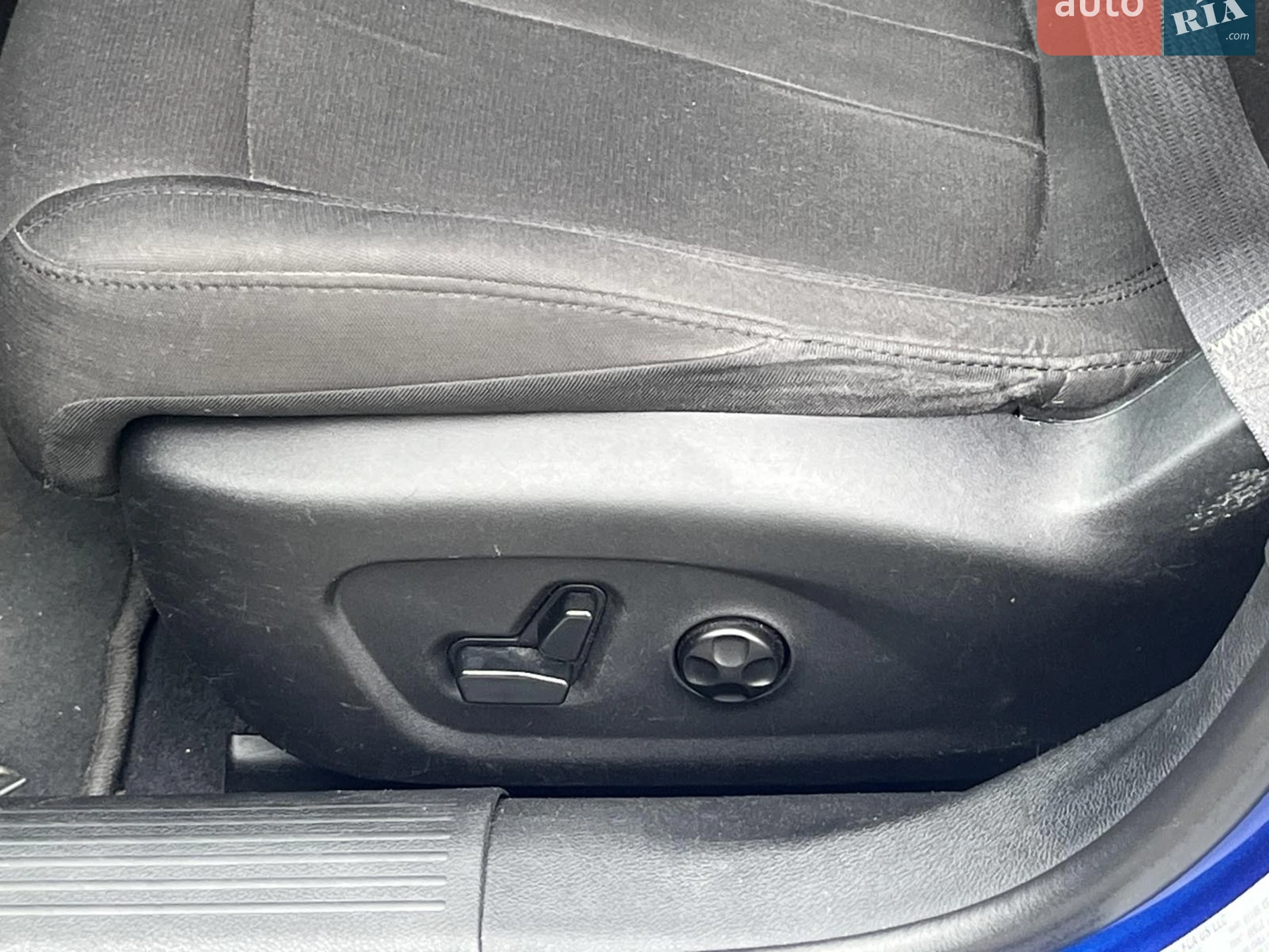 2015 Chrysler 200 - мініатюра 31