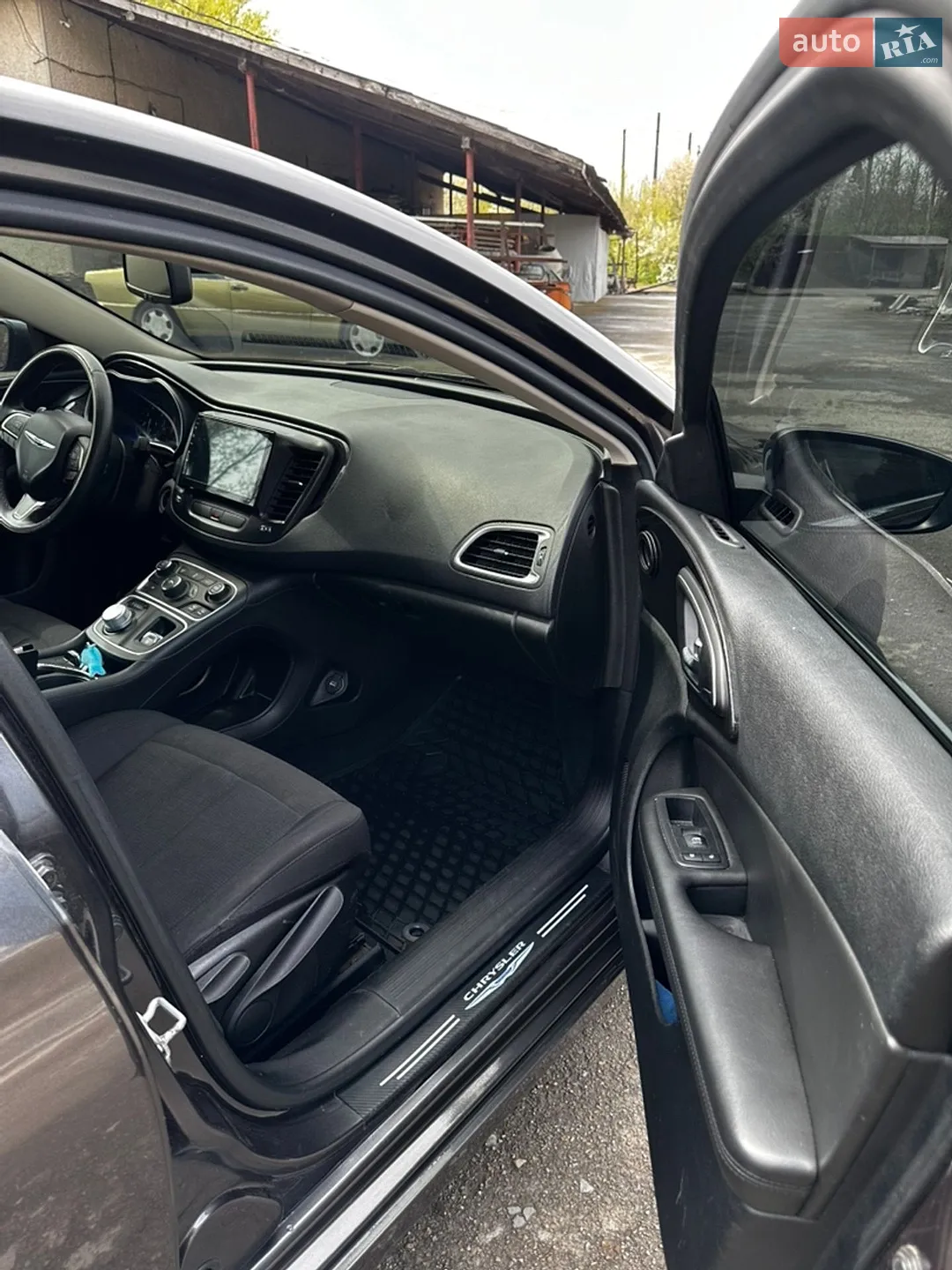 2015 Chrysler 200 - мініатюра 26