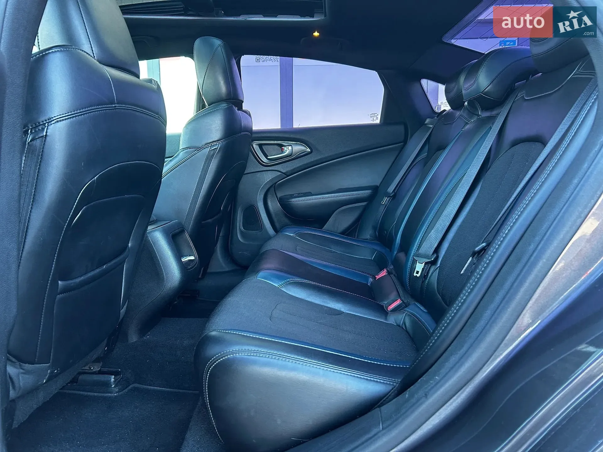 2015 Chrysler 200 - мініатюра 16
