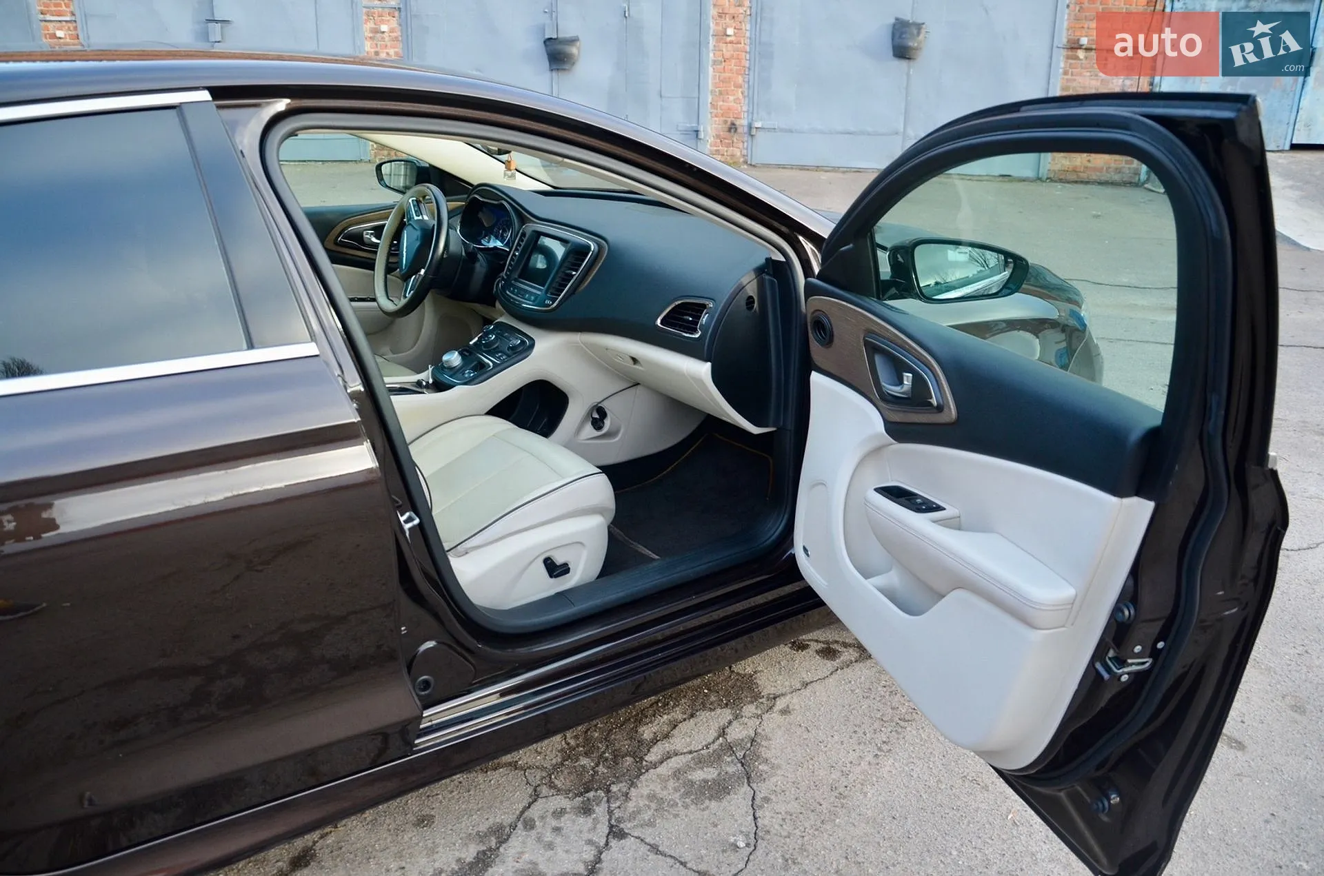 2014 Chrysler 200 - мініатюра 13