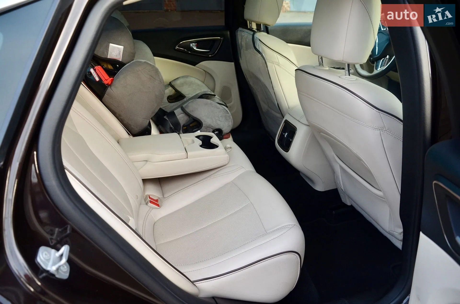 2014 Chrysler 200 - мініатюра 19