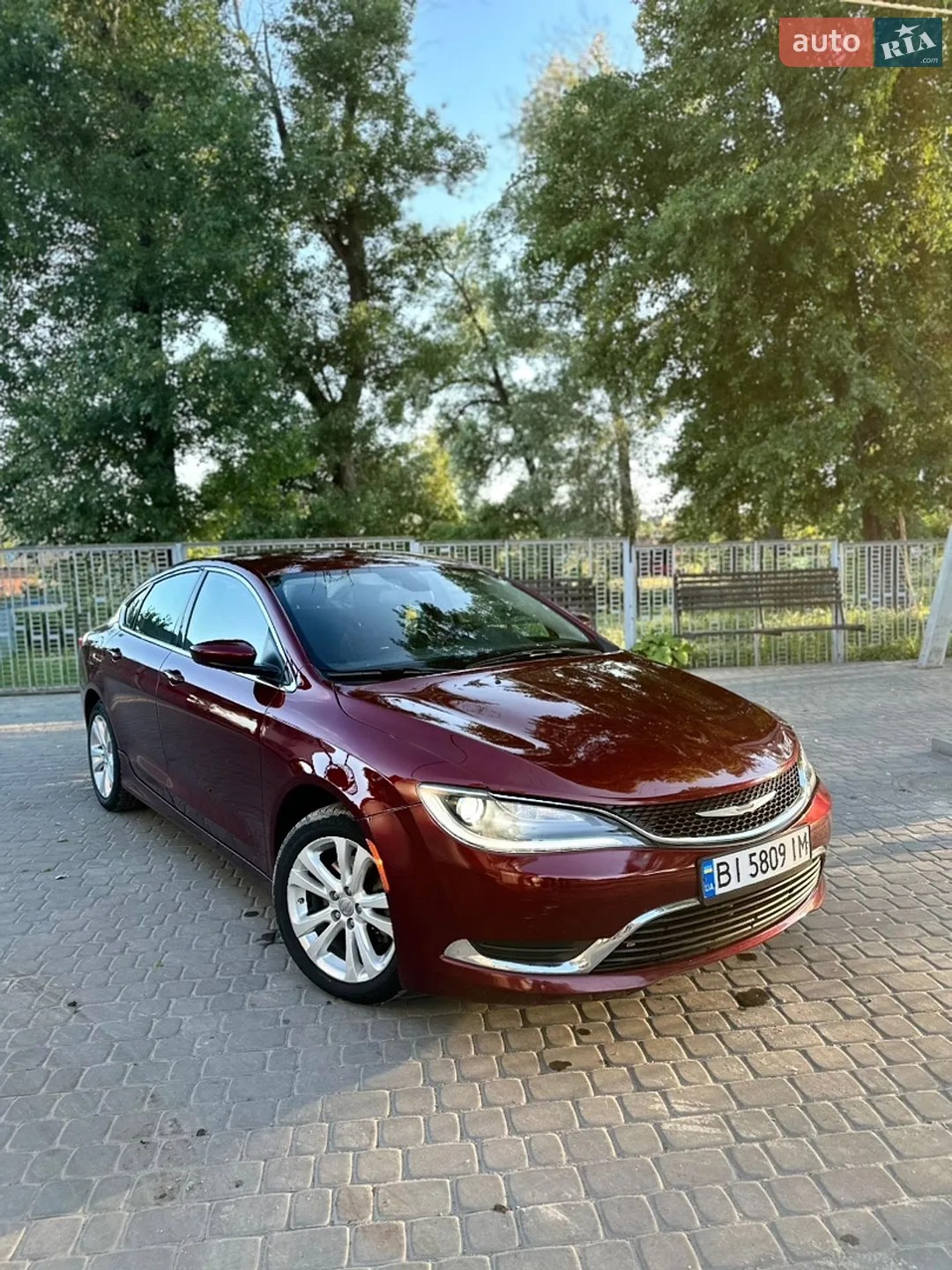 2016 Chrysler 200 - мініатюра 2