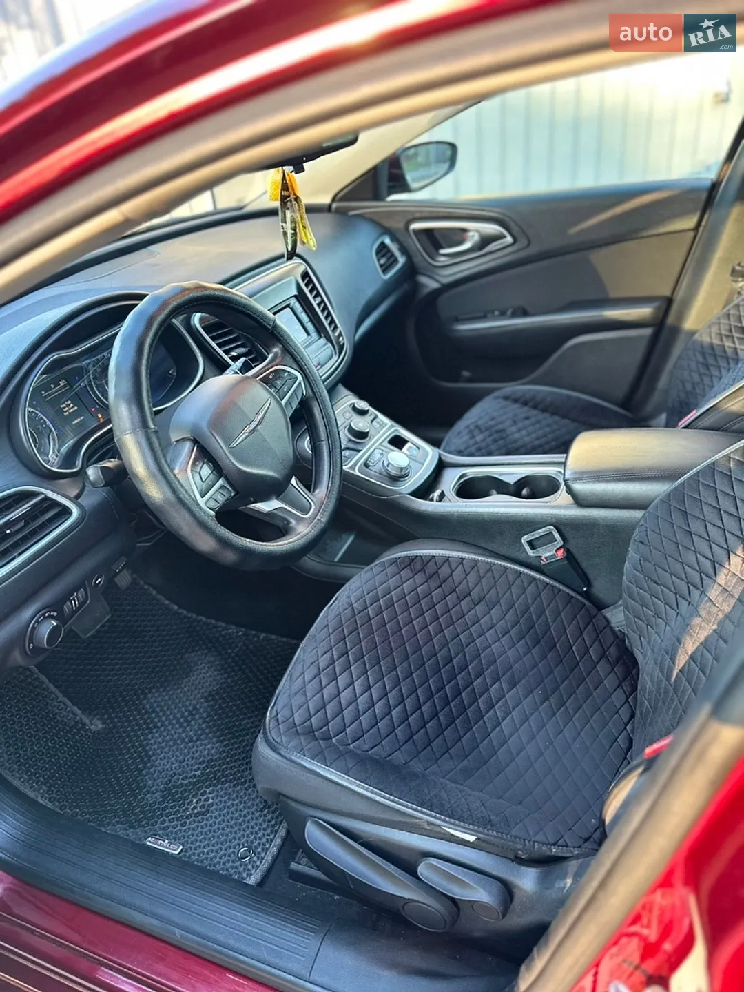 2016 Chrysler 200 - мініатюра 8