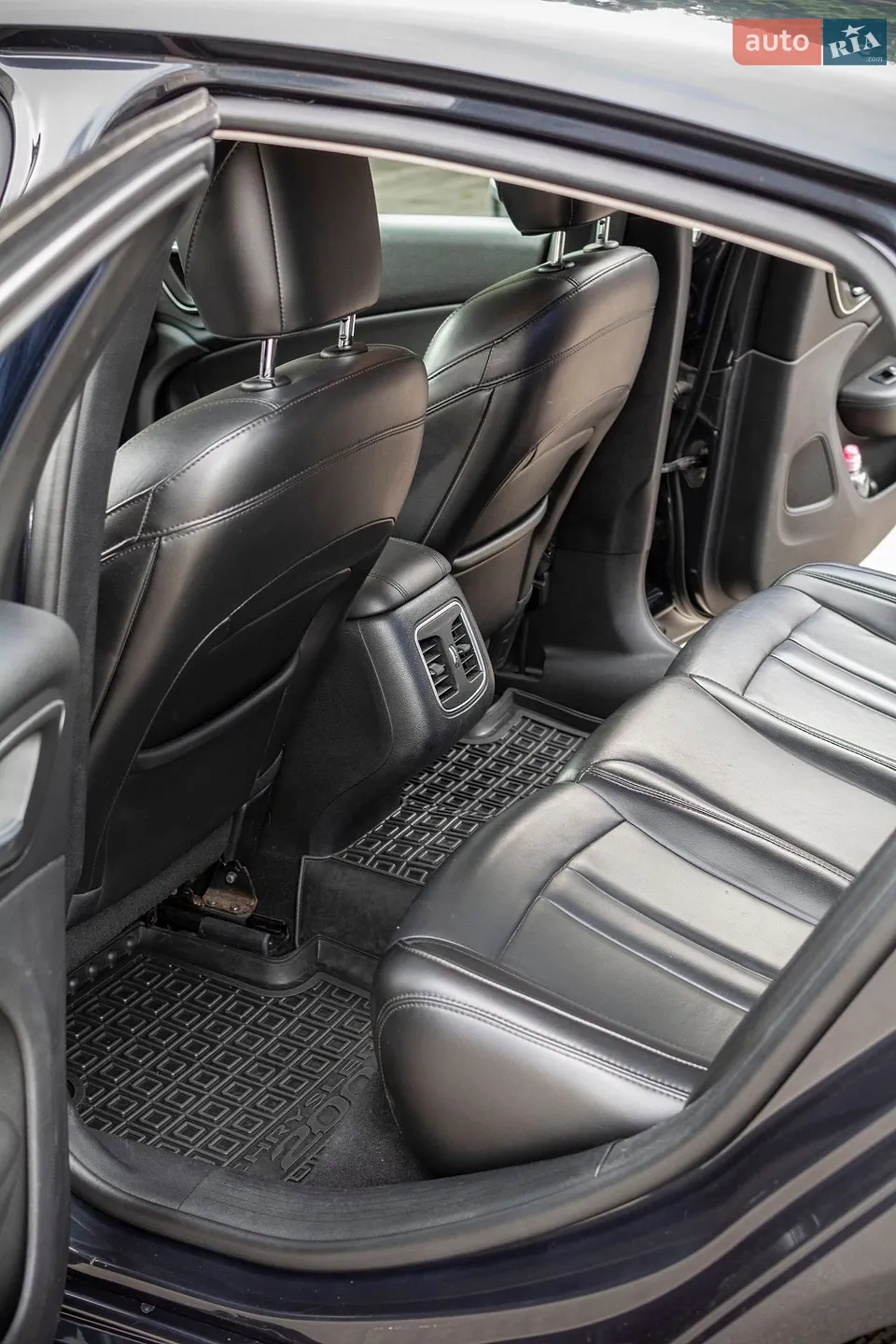 2016 Chrysler 200 - мініатюра 7