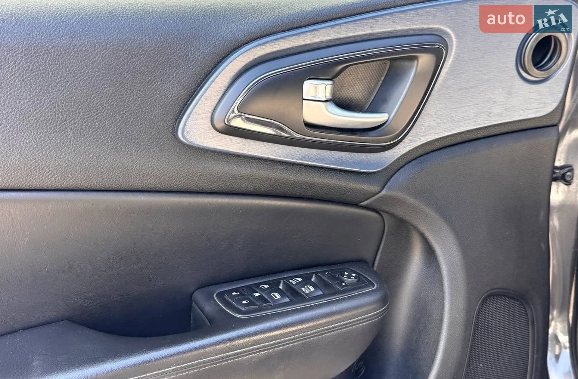 2014 Chrysler 200 - мініатюра 11