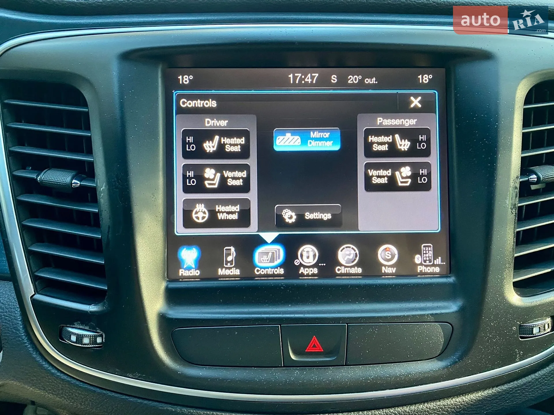 2014 Chrysler 200 - мініатюра 23