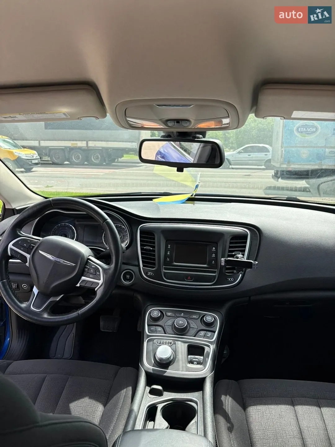 2015 Chrysler 200 - мініатюра 10