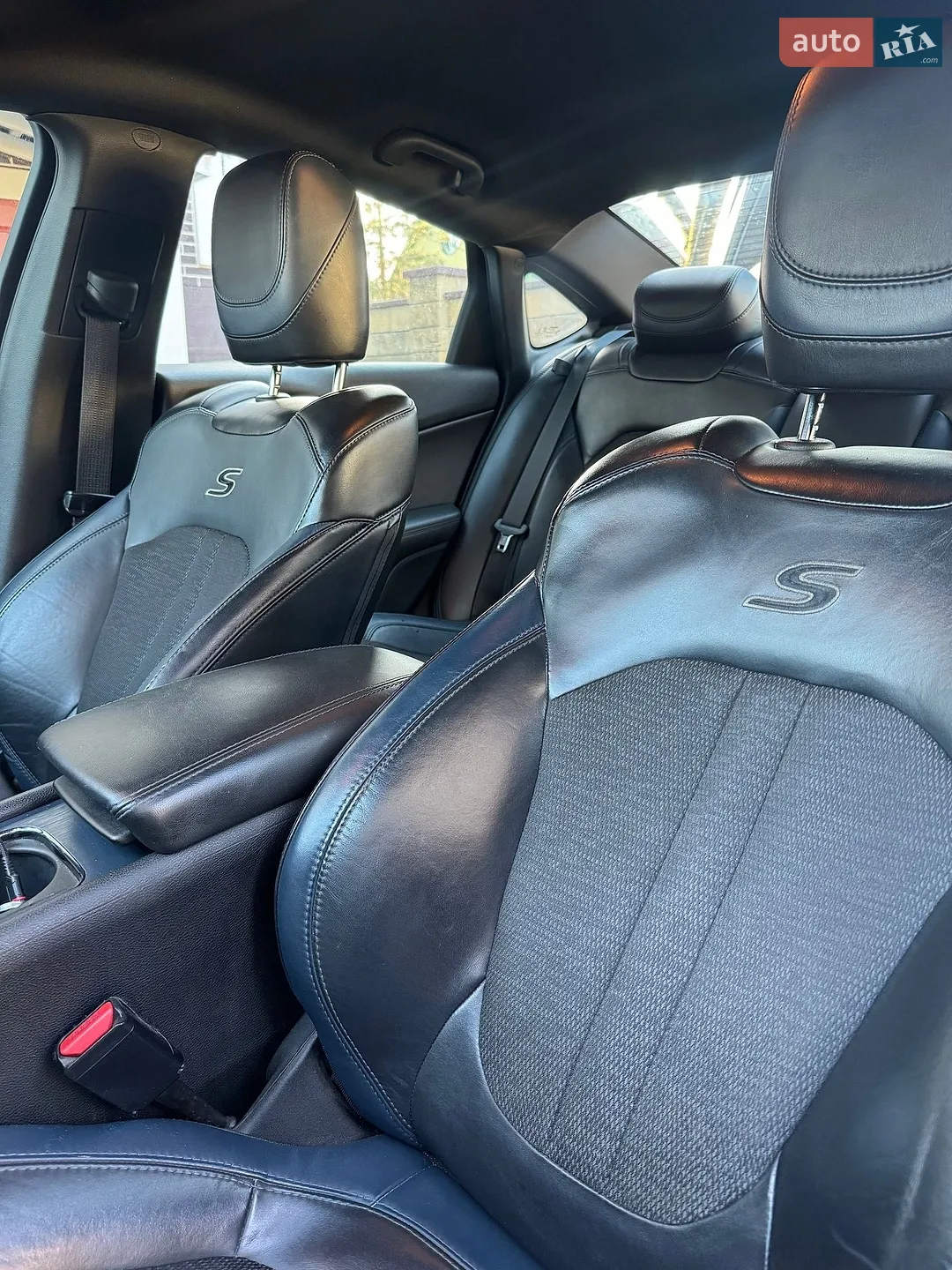 2015 Chrysler 200 - мініатюра 10