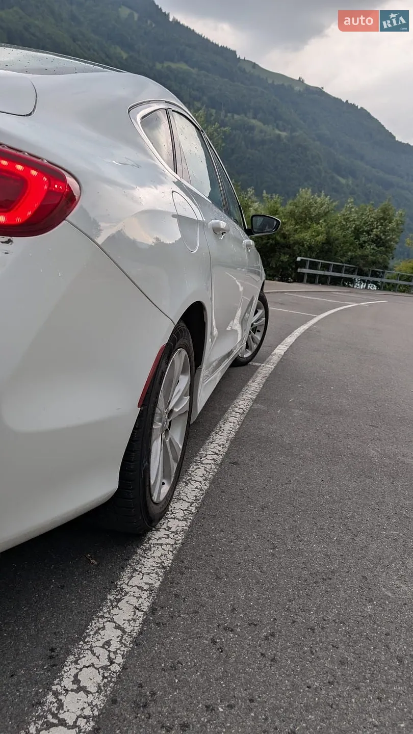 2015 Chrysler 200 - мініатюра 8