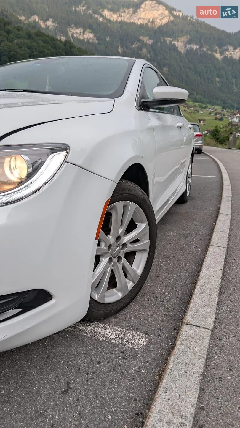 2015 Chrysler 200 - мініатюра 6