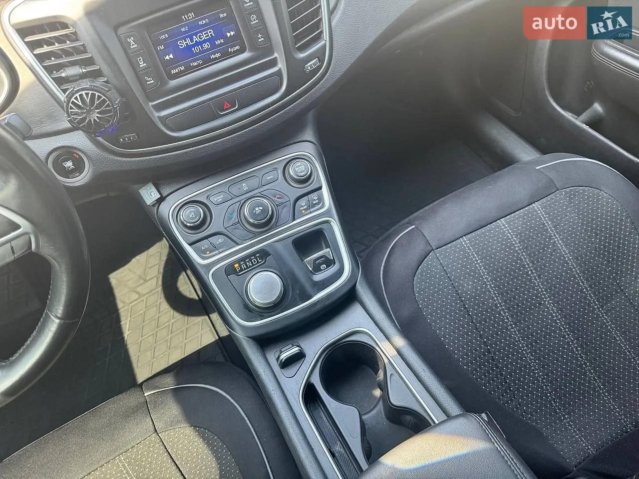 2014 Chrysler 200 - мініатюра 18